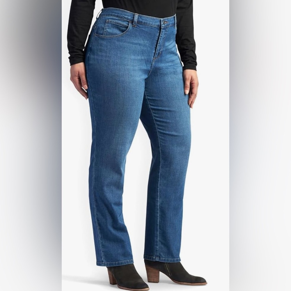Lee Mid-Rise Straight Leg Jeans, size 24W petite, good used condition - Picture 9 of 9